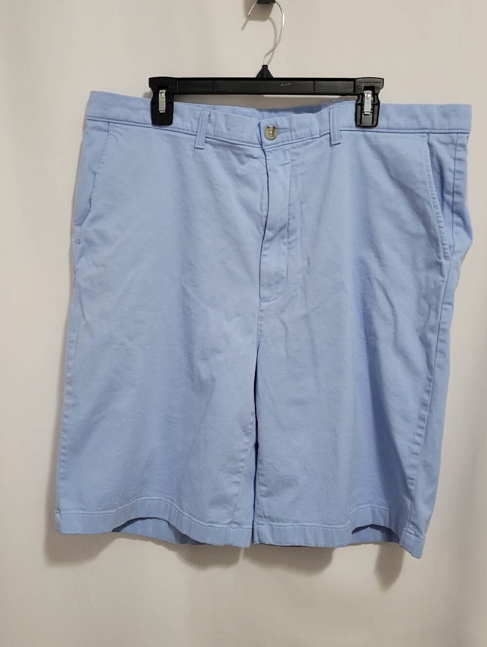 Roundtree & Yorke Light Blue Shorts, Size 42